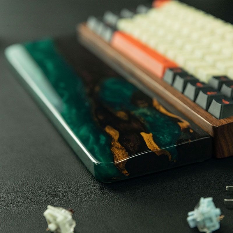 Wrist Rest Wood - 無垢材樹脂キーボードのリストレスト、赤いサンダルウッド、人間工学に基づいた滑らかで快適な家庭用ゲームやオフィス用のハンドレスト、カスタマイズ