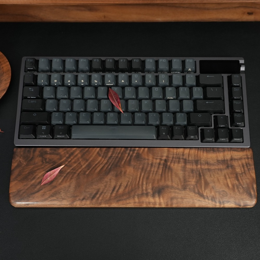 北米産ブラックウォールナット製キーボードリストレスト 木製パ - Wrist Rest Wood のレビューと価格